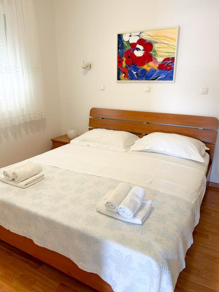 Apartments Oklopcic Трогир Экстерьер фото