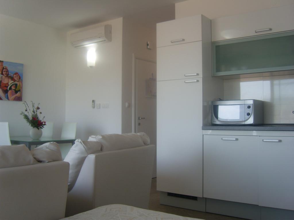 Apartments Oklopcic Трогир Экстерьер фото