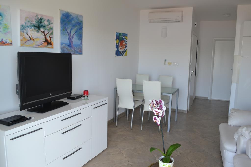 Apartments Oklopcic Трогир Экстерьер фото