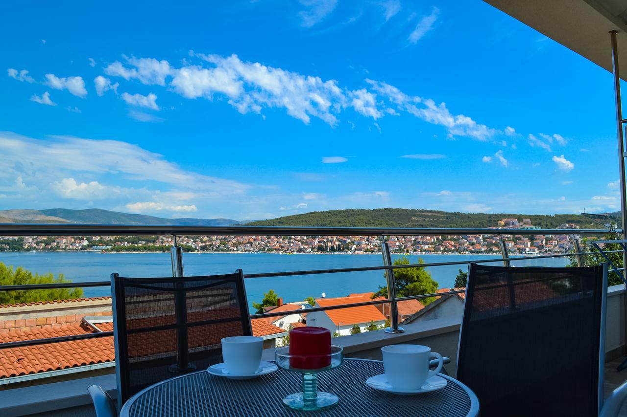 Apartments Oklopcic Трогир Экстерьер фото